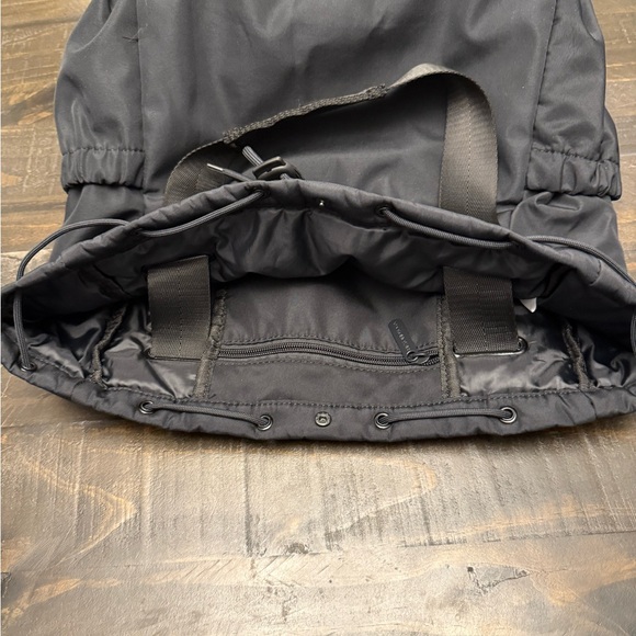 Beyond Yoga Convertible Gym Bag - Black‎ - Picture 8 of 11